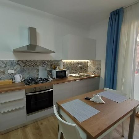 Dh Studio Apartments Кастелламмаре-дель-Голфо Экстерьер фото
