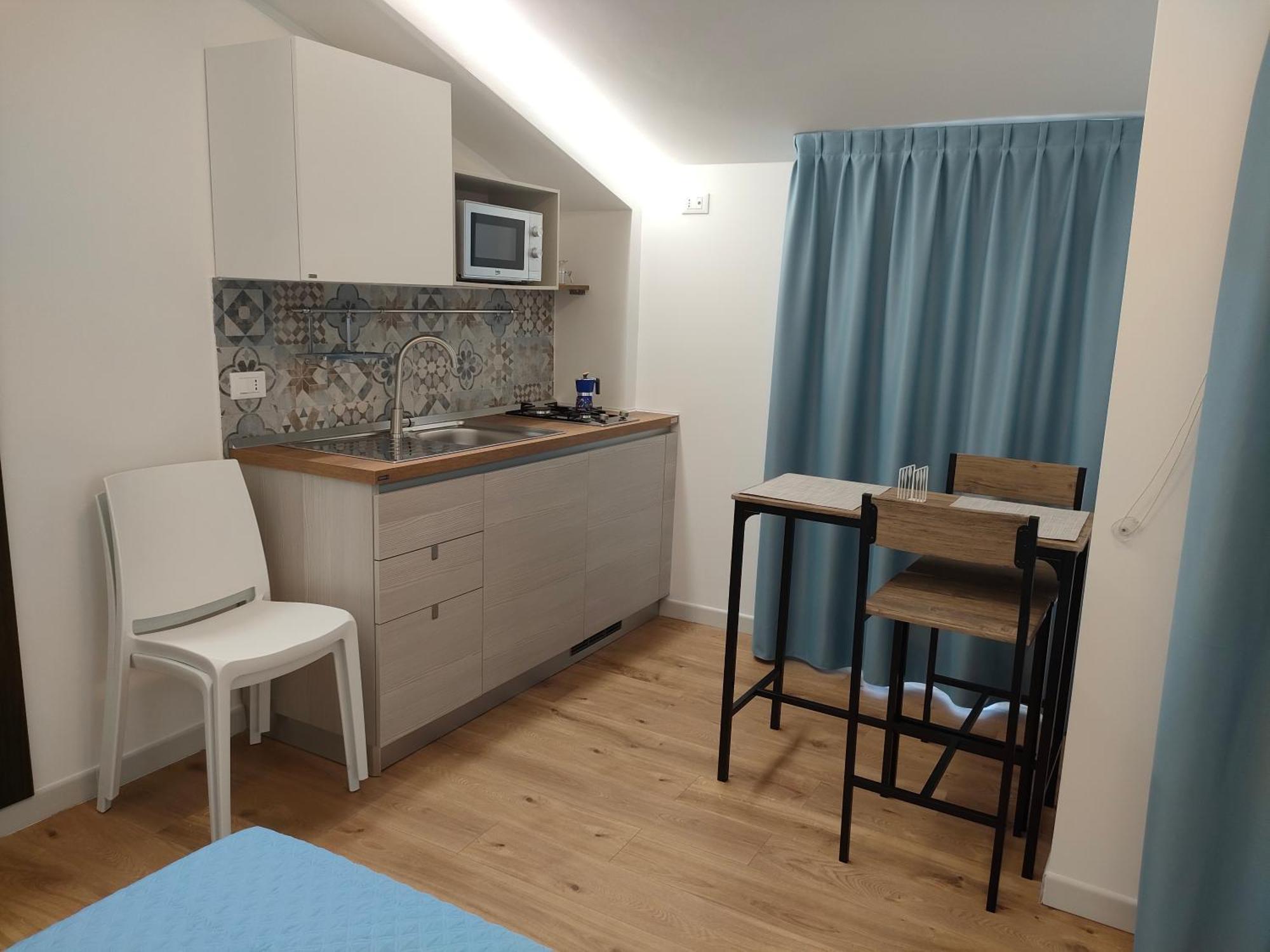 Dh Studio Apartments Кастелламмаре-дель-Голфо Экстерьер фото
