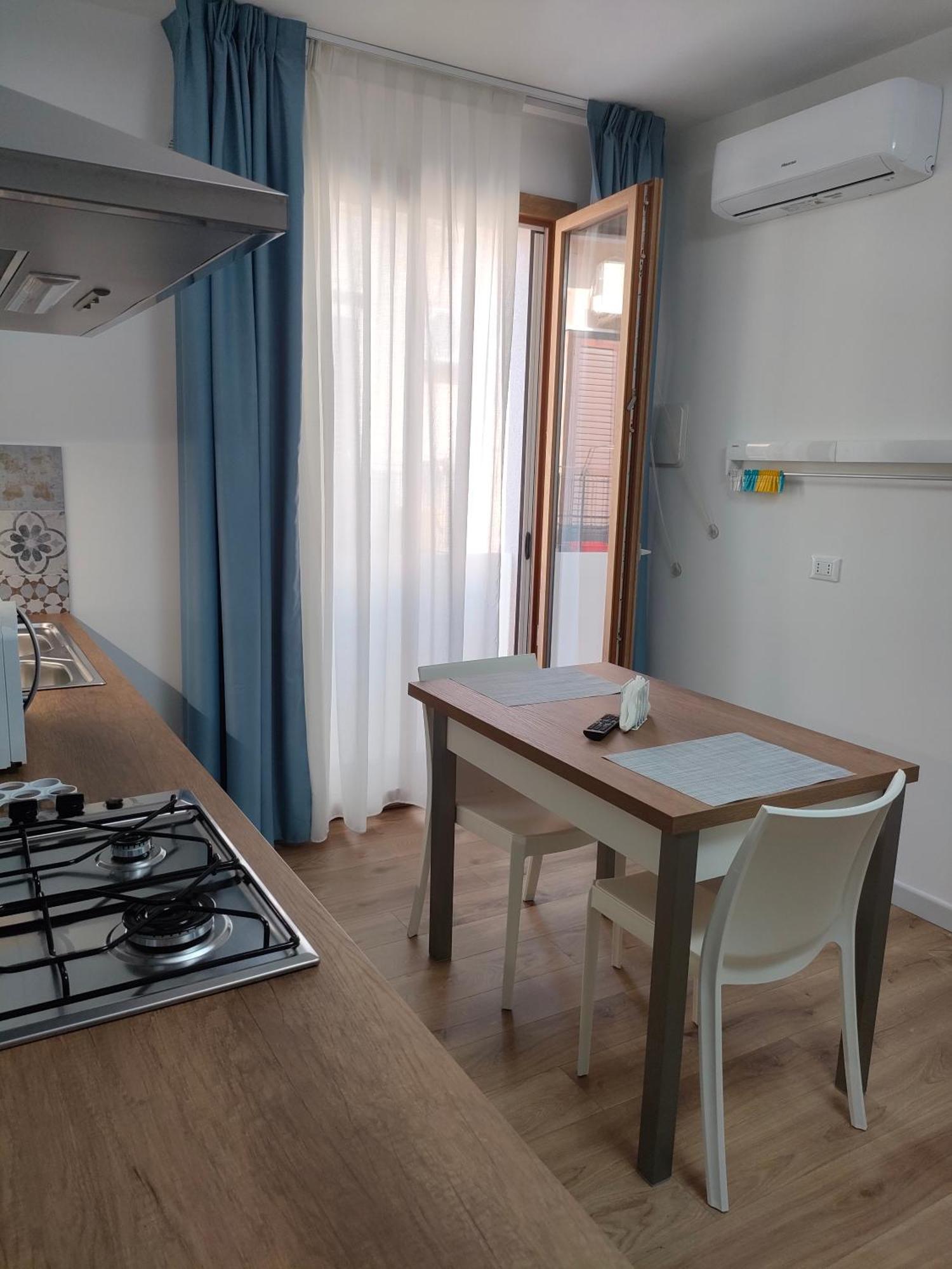 Dh Studio Apartments Кастелламмаре-дель-Голфо Экстерьер фото